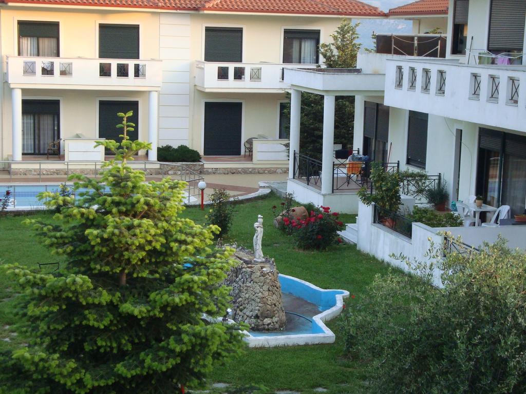 Ferienwohnung Kourtis Paramythia Exterior foto